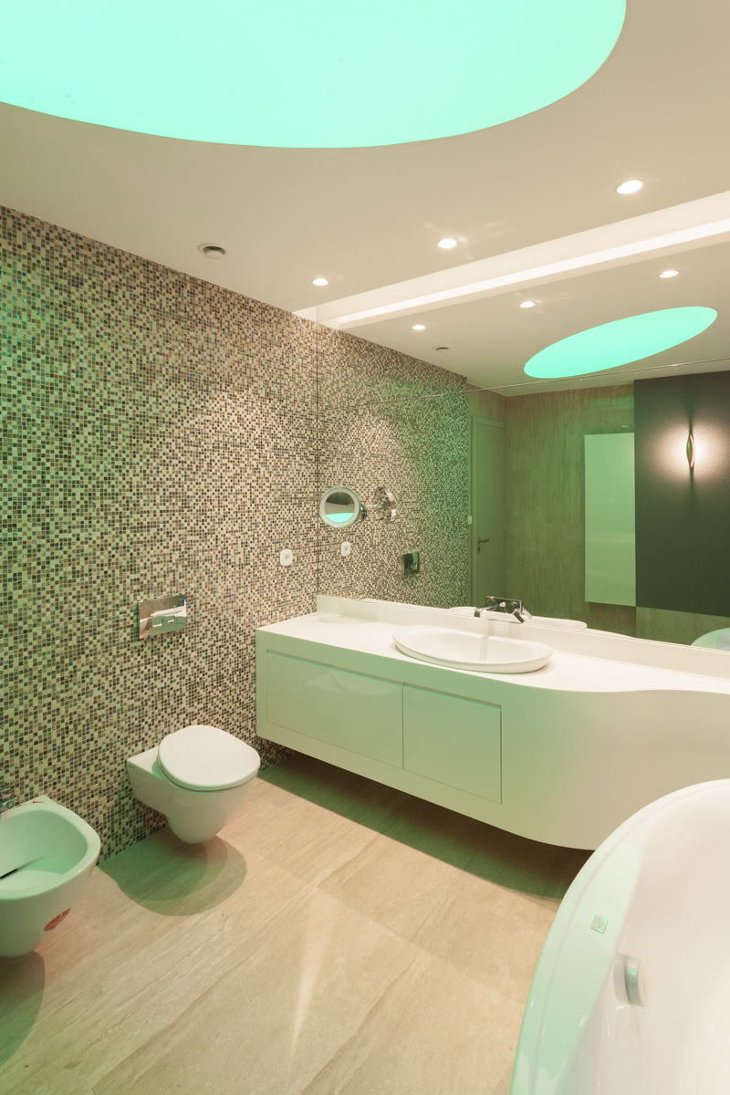 https://pv-nbc.siteuri.pro/wp-content/uploads/2020/10/NBC-ARHITECT-_-housing-_-Sandu-Aldea-House-Villa-_-interior-view-_-bathroom_1.jpg