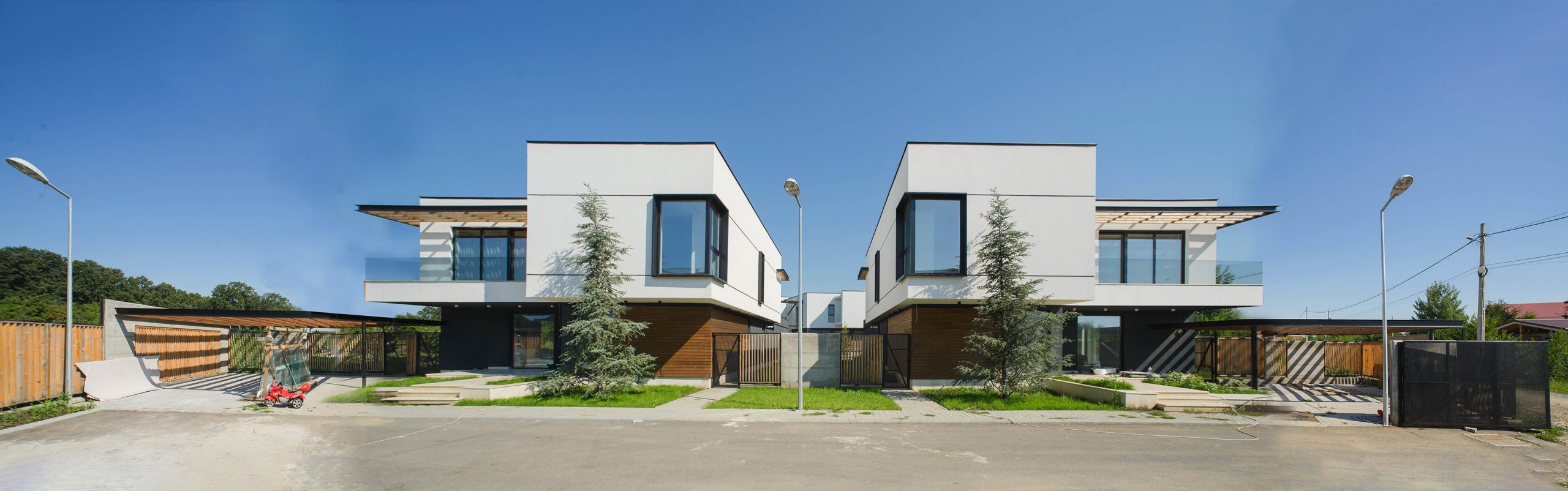 https://pv-nbc.siteuri.pro/wp-content/uploads/2020/10/NBC-Arhitect-_-Arcstil_Residence-_-Romania-_-exterior-view_8-scaled.jpg