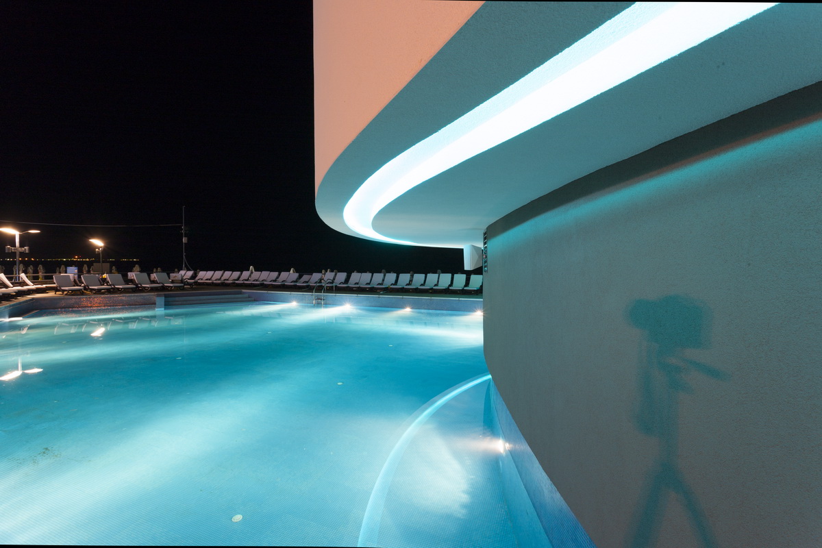 https://pv-nbc.siteuri.pro/wp-content/uploads/2020/10/NBC-Arhitect-_-Zenith-Spa-_-Mamaia-Romania-_-exterior-view-_2.jpg