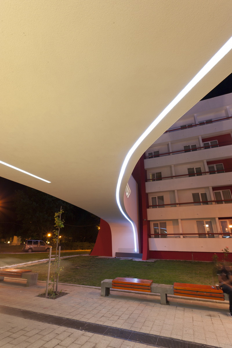 https://pv-nbc.siteuri.pro/wp-content/uploads/2020/10/NBC-Arhitect-_-Zenith-Spa-_-Mamaia-Romania-_-exterior-view_11.jpg