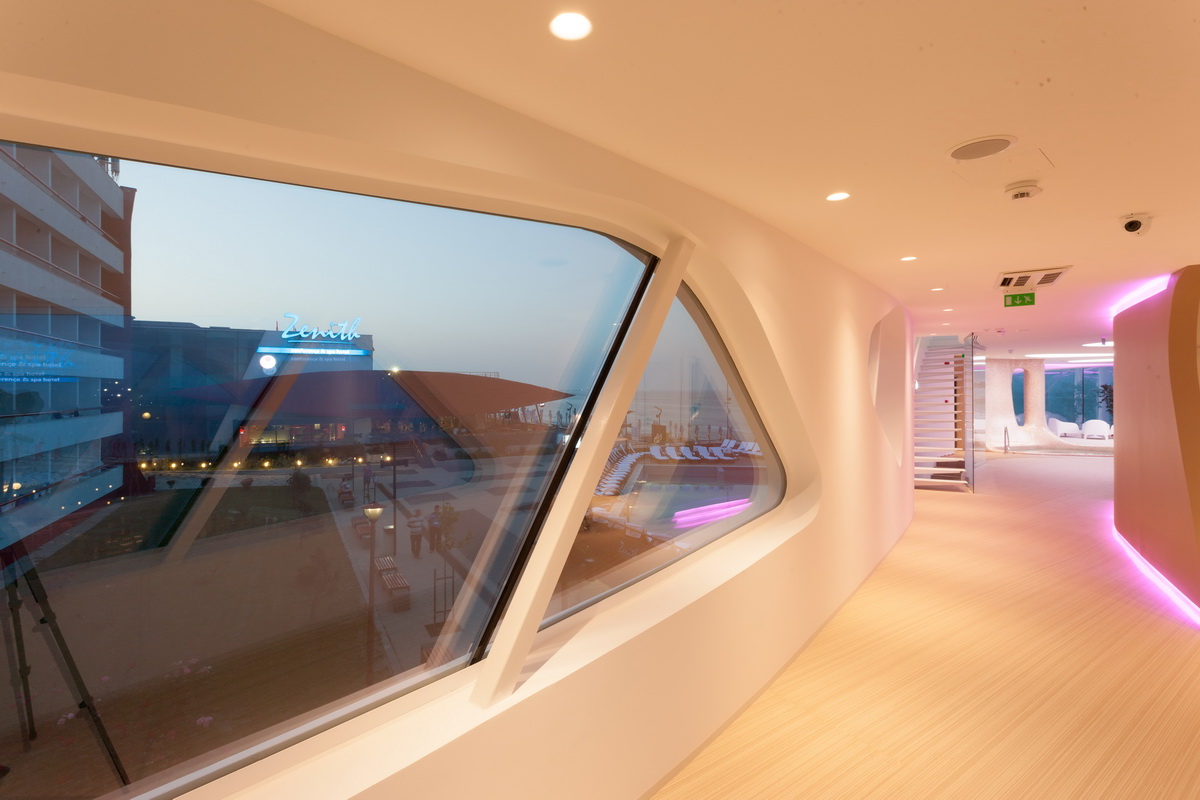 https://pv-nbc.siteuri.pro/wp-content/uploads/2020/10/NBC-Arhitect-_-Zenith_Spa-_-Mamaia_Romania-_-seaside_spa-_-interior_design_7.jpg