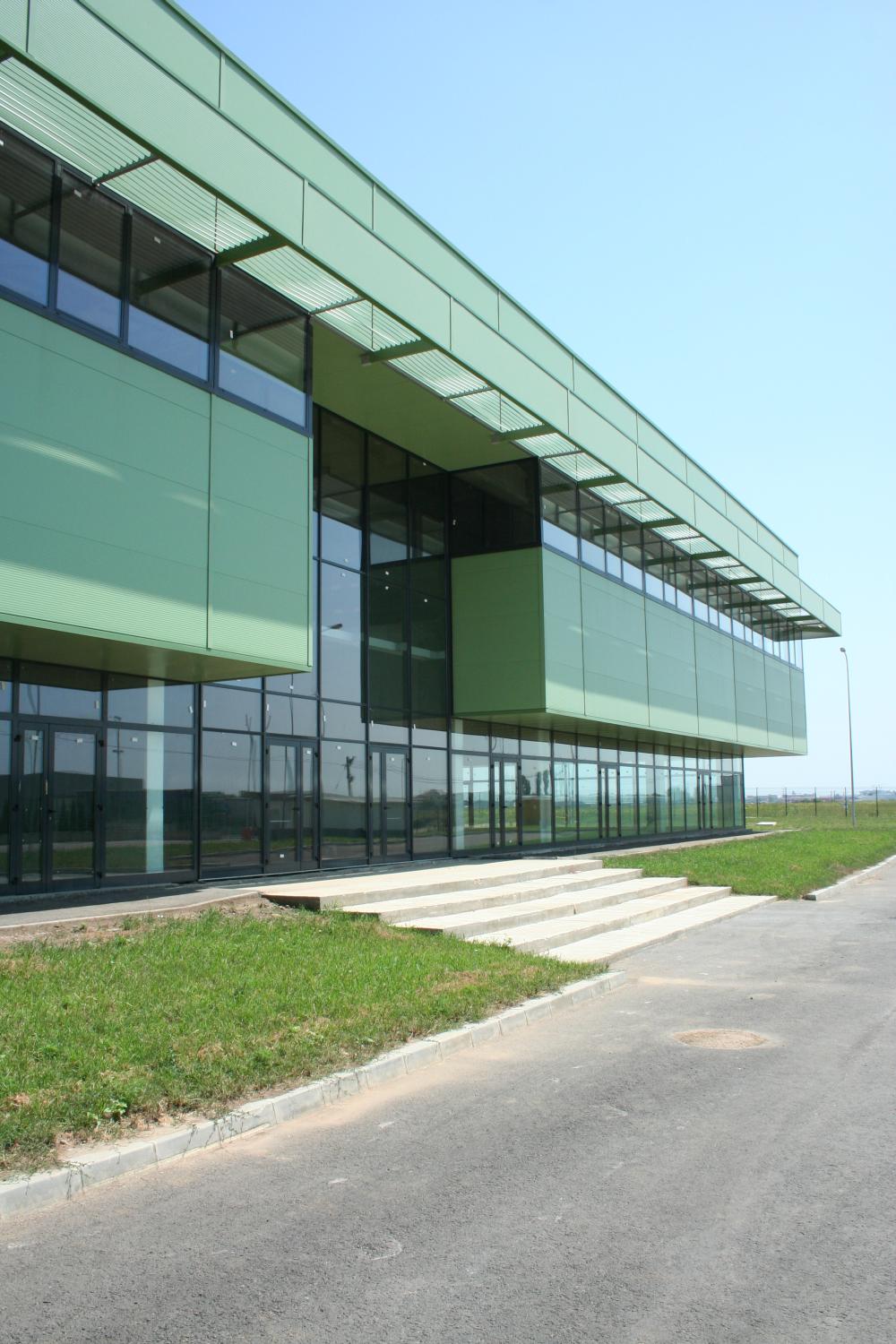 https://pv-nbc.siteuri.pro/wp-content/uploads/2020/10/NBC-Arhitect-_-industrial-architecture-_-Logistic-Center-N-_-Romania_3.jpg