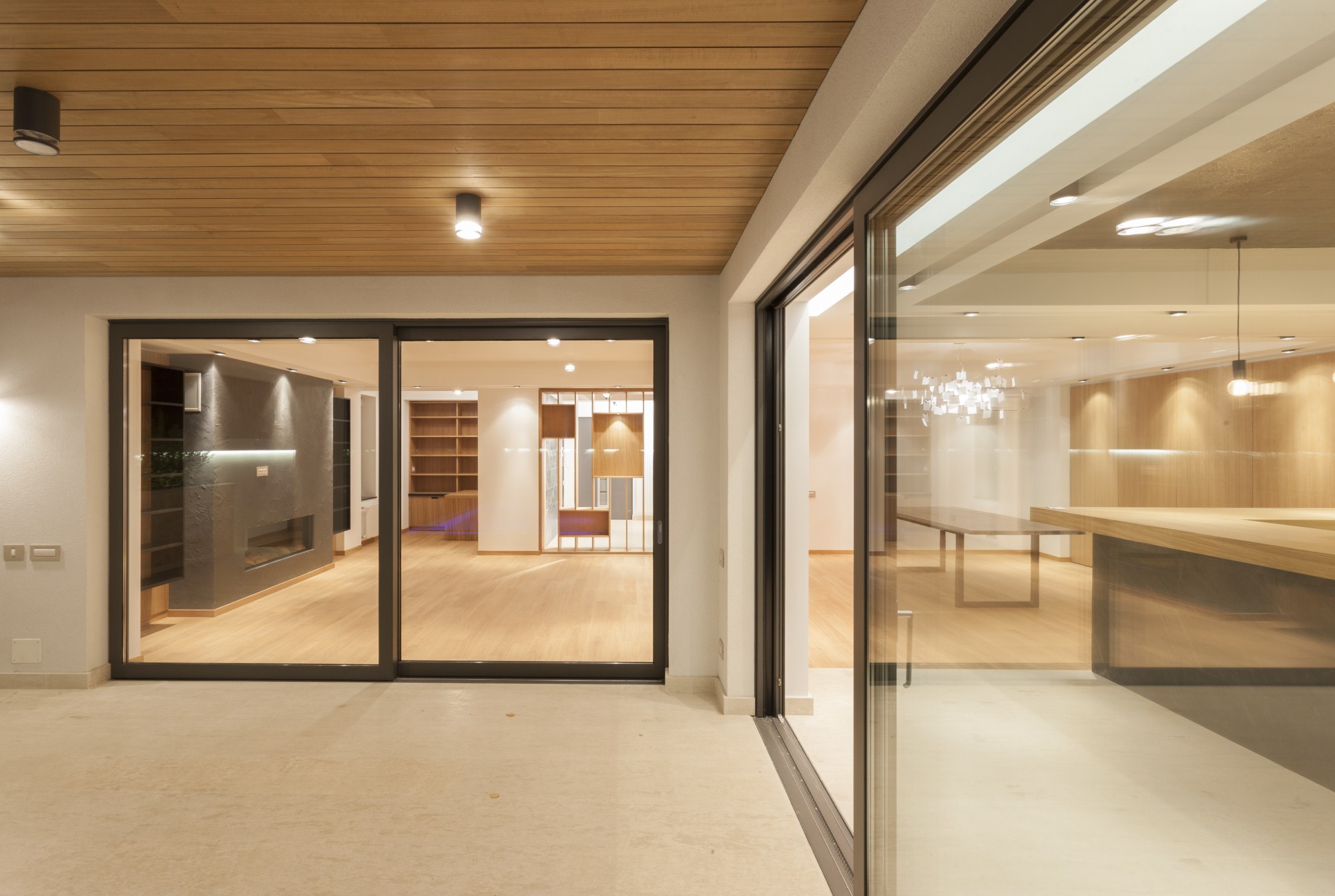 https://pv-nbc.siteuri.pro/wp-content/uploads/2020/10/NBC-Arhitect-_-interiors-_-Vila-Pipera-_-Bucharest-Romania-_-interior-design-view_6.jpg