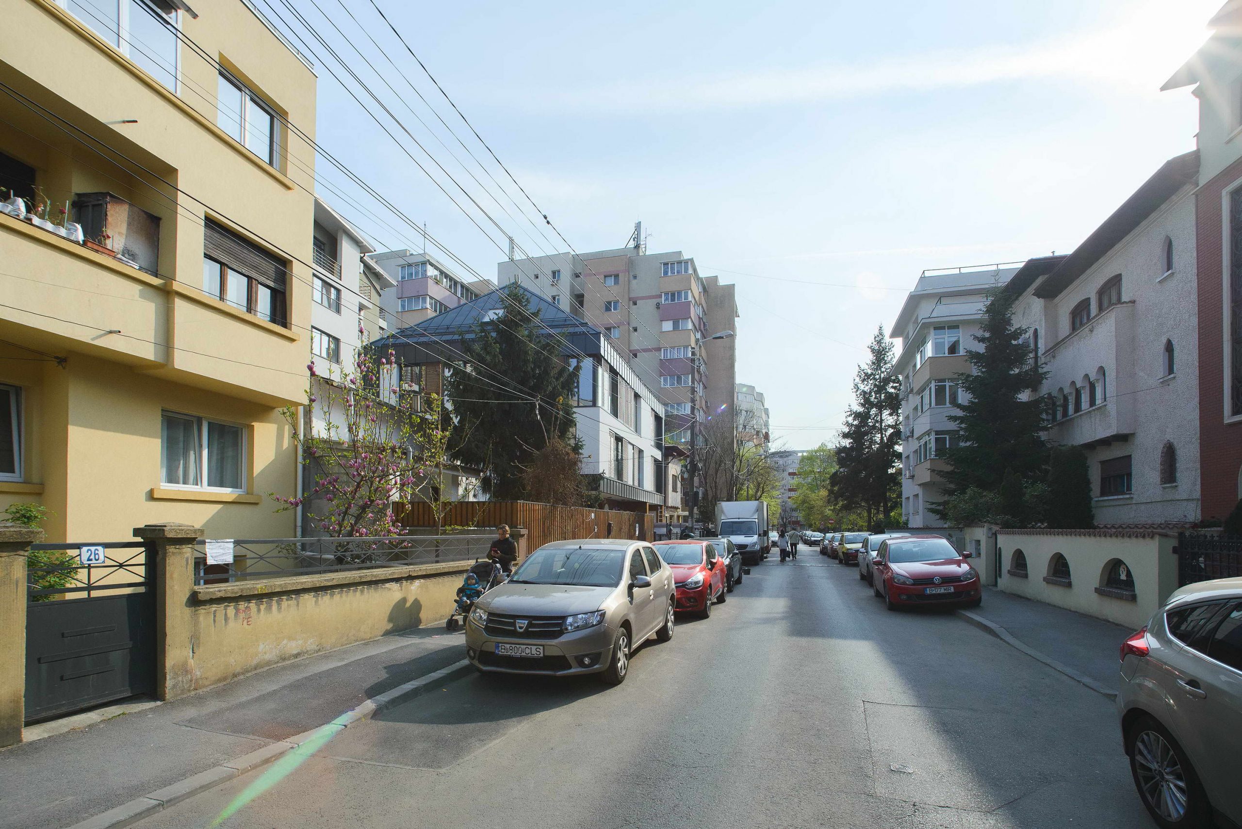 https://pv-nbc.siteuri.pro/wp-content/uploads/2020/10/NBC-Arhitect-_-residences-_-HS-Office-_-Romania-_-exterior-view_4-scaled.jpg