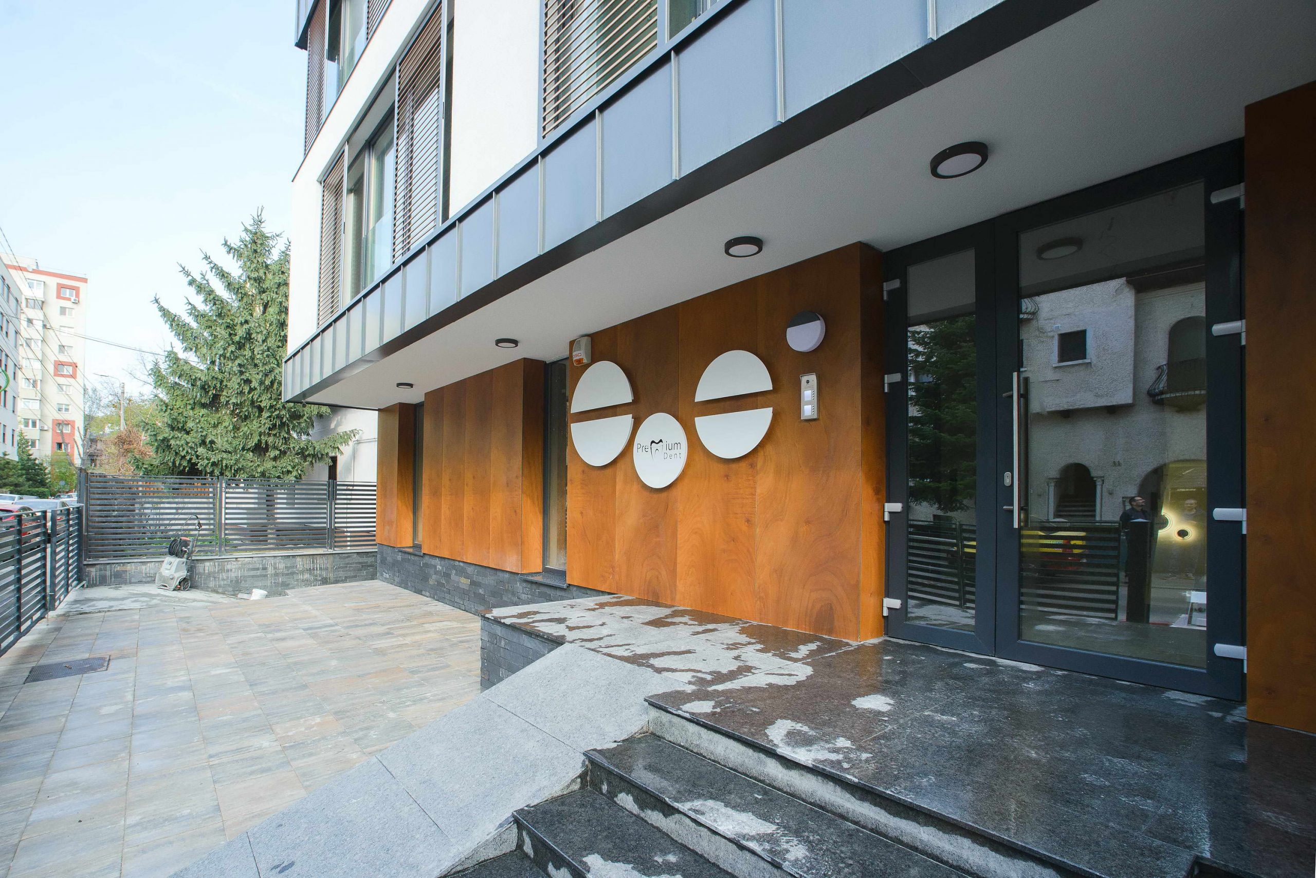 https://pv-nbc.siteuri.pro/wp-content/uploads/2020/10/NBC-Arhitect-_-residences-_-HS-Office-_-Romania-_-exterior-view_6-scaled.jpg