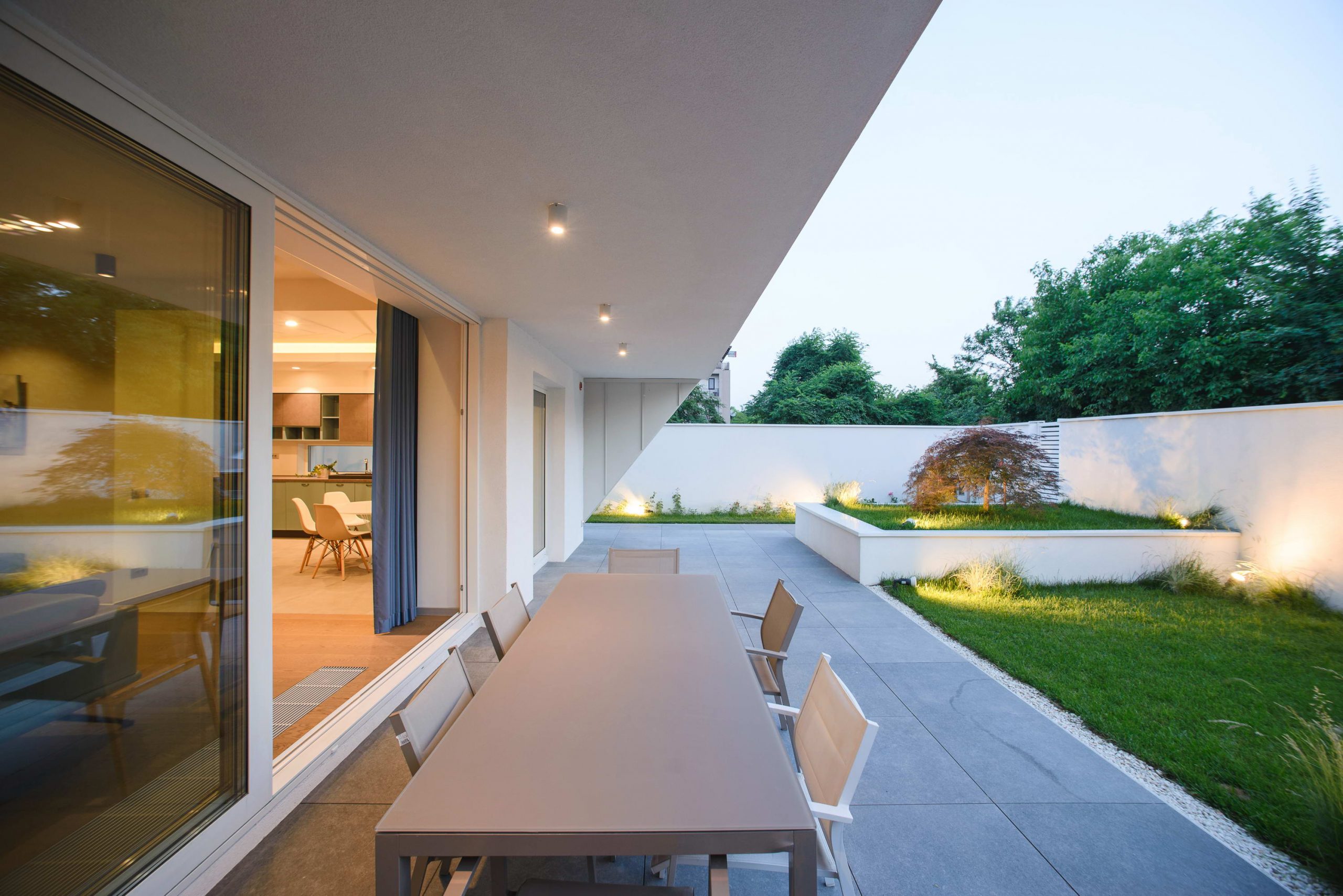 https://pv-nbc.siteuri.pro/wp-content/uploads/2020/10/NBC-Arhitect-_-residential-_-Duplex-Forest-Residence-_-Romania_11-scaled.jpg
