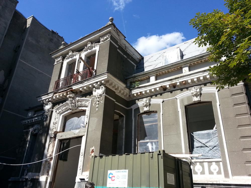https://pv-nbc.siteuri.pro/wp-content/uploads/2020/10/NBC-Arhitect-_-restorations-_-Sfintilor-House-_-Romania_1.jpg