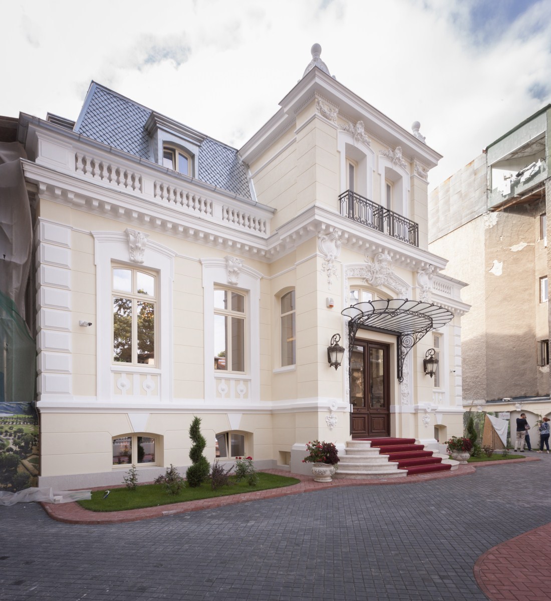 https://pv-nbc.siteuri.pro/wp-content/uploads/2020/10/NBC-Arhitect-_-restorations-_-Sfintilor-House-_-Romania_6.jpg