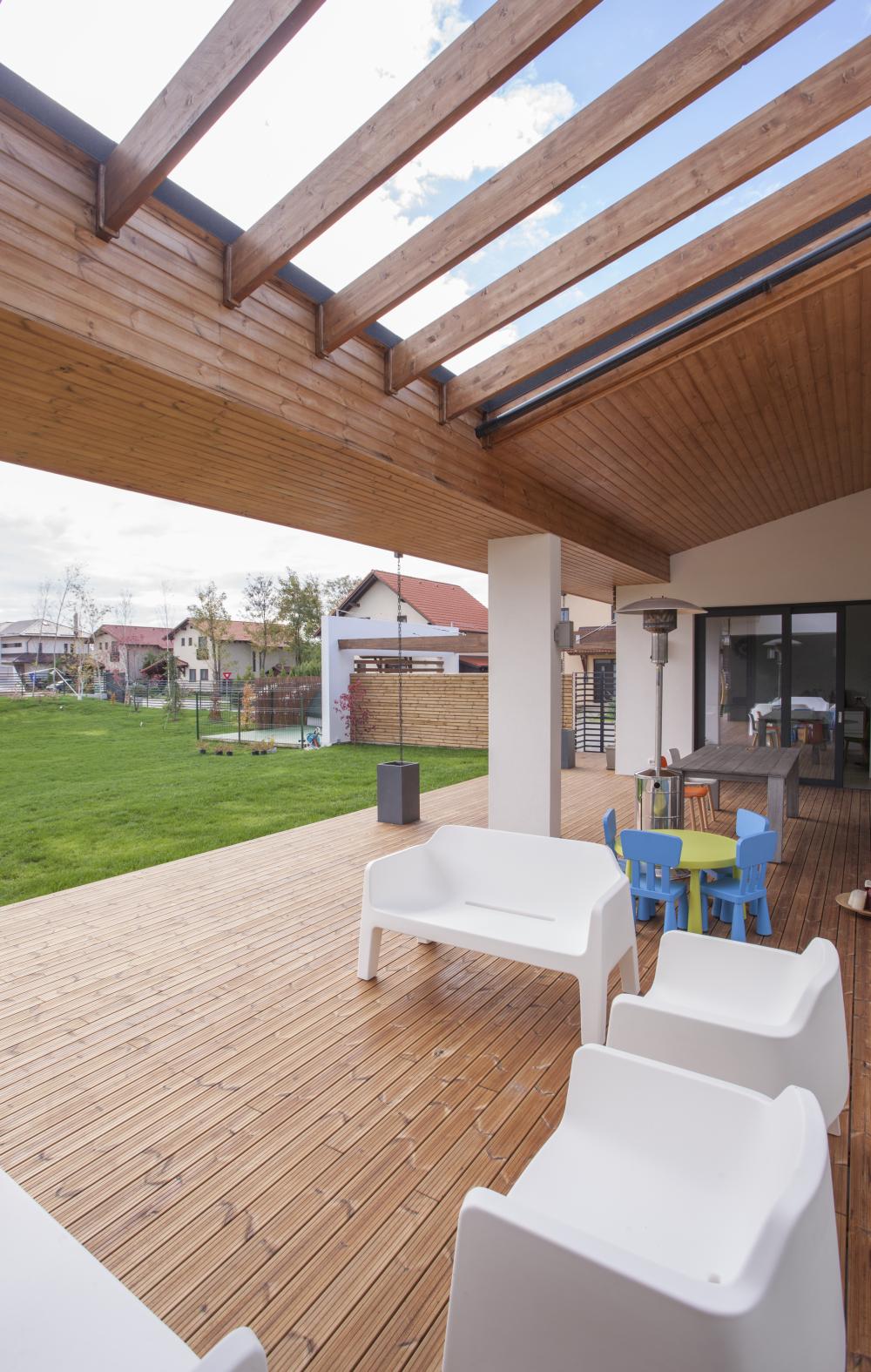 https://pv-nbc.siteuri.pro/wp-content/uploads/2020/11/NBC-ARHITECT-_-residential-_-Rares-House-2-_-Romania_8.jpg