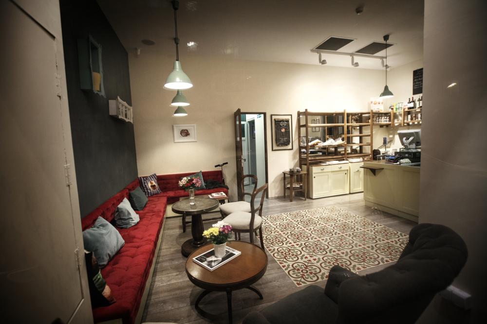 https://pv-nbc.siteuri.pro/wp-content/uploads/2020/11/NBC-Arhitect-_-interior-design-_-Pain-Plaisir-Bakery-_-Romania_16.jpg