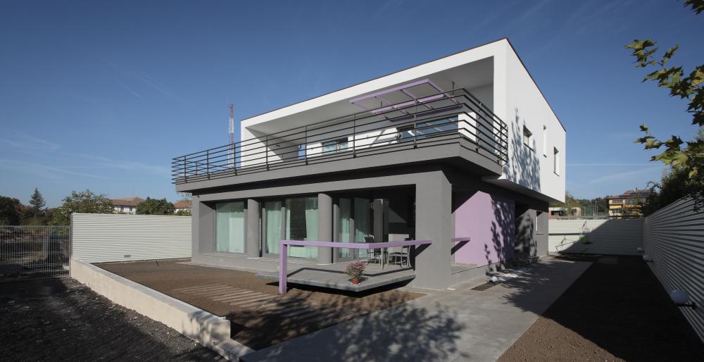 https://pv-nbc.siteuri.pro/wp-content/uploads/2020/11/NBC-Arhitect-_-residences-_-Magenta-House-_-exterior-view_10.jpg