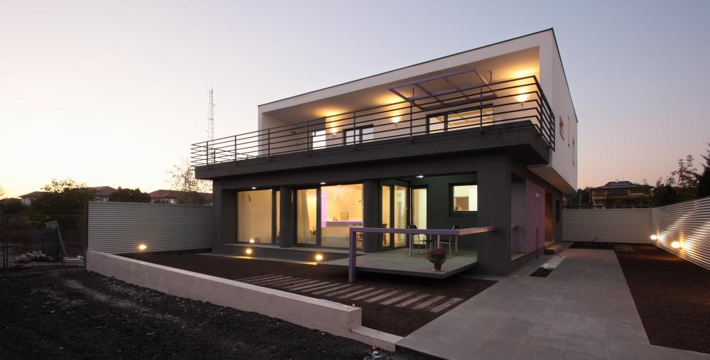 https://pv-nbc.siteuri.pro/wp-content/uploads/2020/11/NBC-Arhitect-_-residences-_-Magenta-House-_-exterior-view_18.jpg