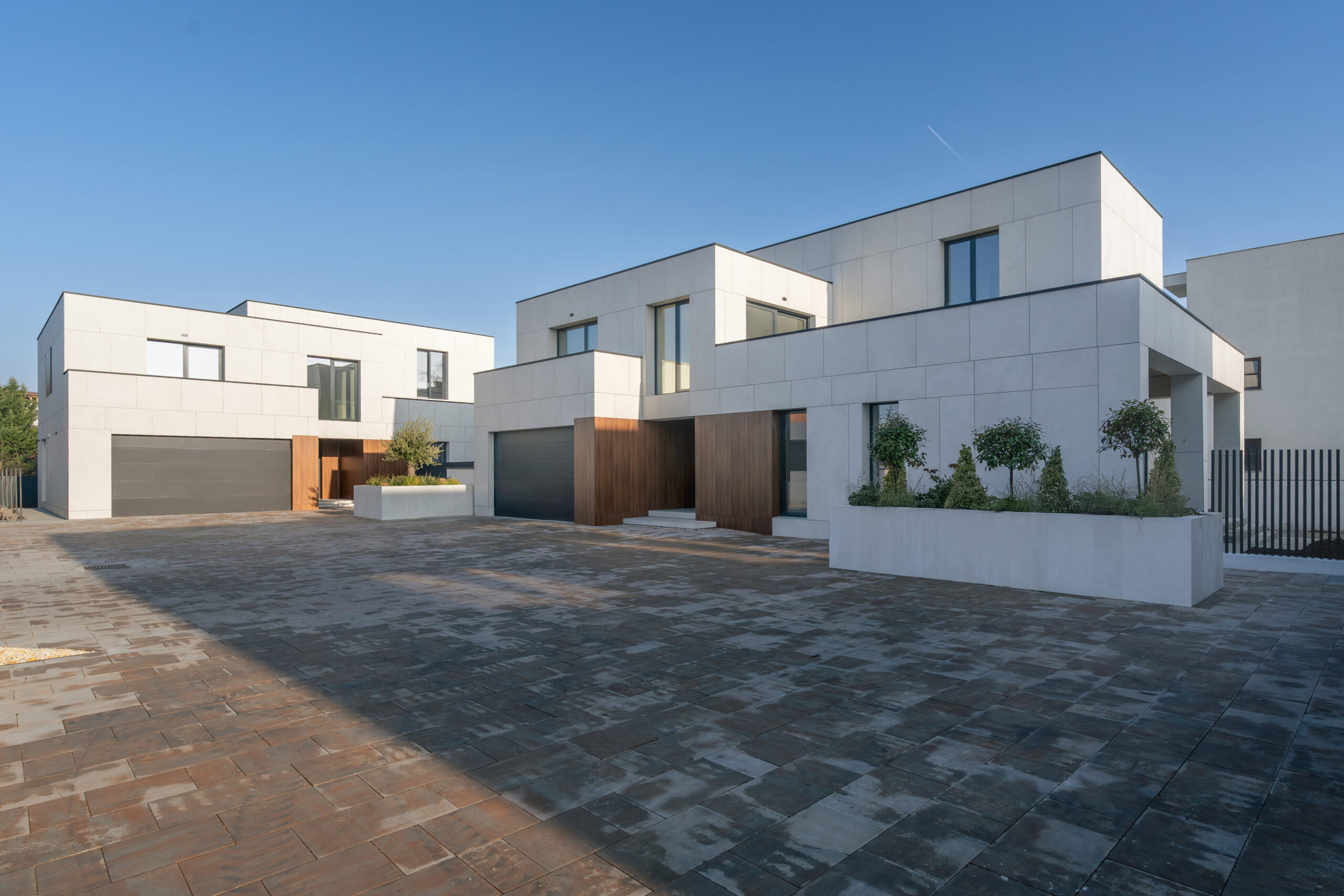 https://pv-nbc.siteuri.pro/wp-content/uploads/2021/02/15-la-quintas-villas-scaled.jpg