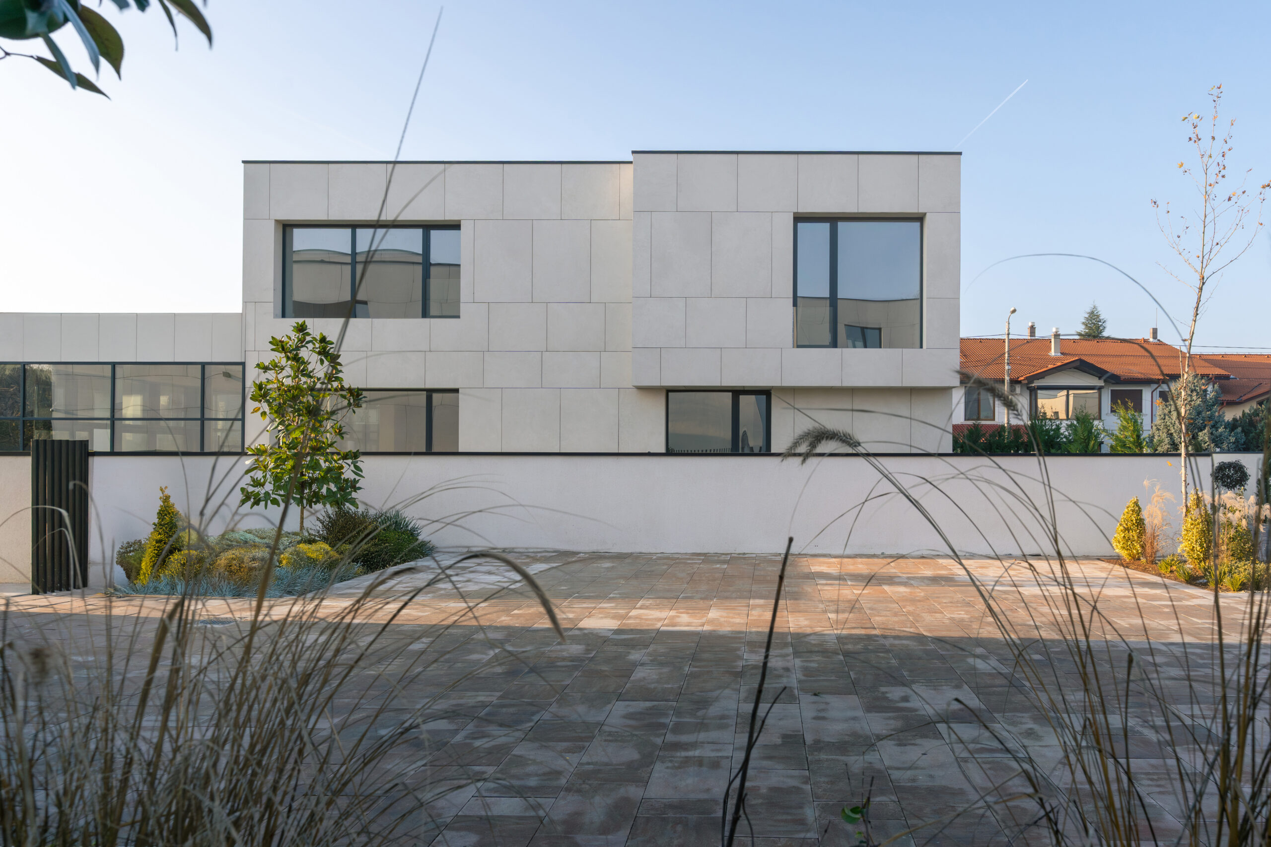 https://pv-nbc.siteuri.pro/wp-content/uploads/2021/02/3-la-quintas-villas-scaled.jpg