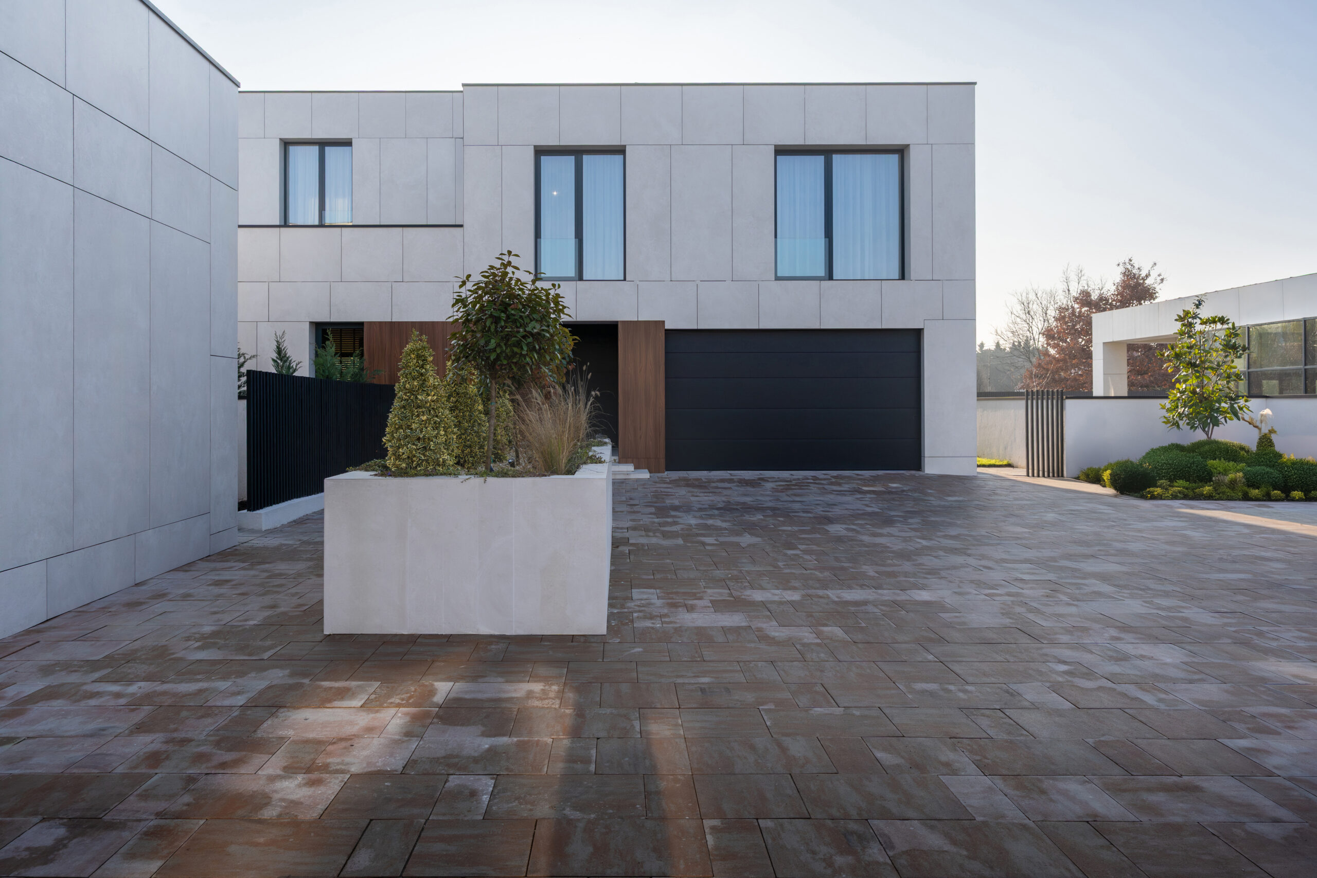 https://pv-nbc.siteuri.pro/wp-content/uploads/2021/02/4-la-quintas-villas-scaled.jpg