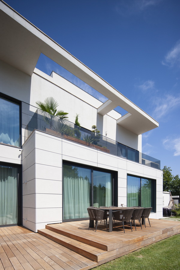 https://pv-nbc.siteuri.pro/wp-content/uploads/2021/09/NBC-ARHITECT-_-residential-VILA-NIC-9.jpg